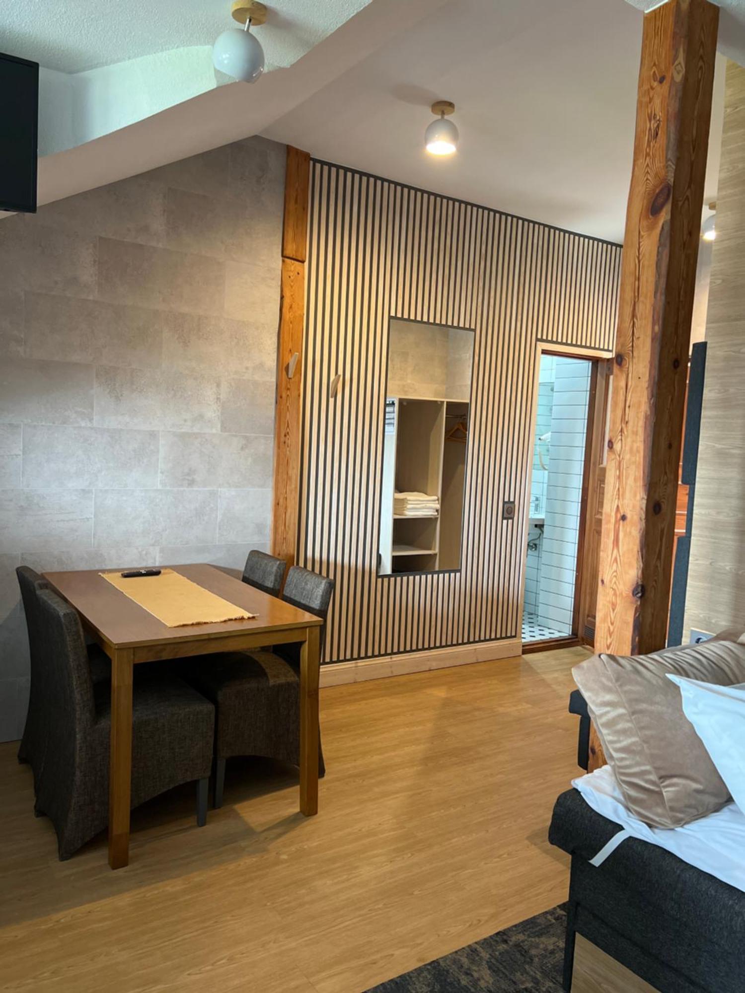 Sadama Street Villa Parnu Room photo